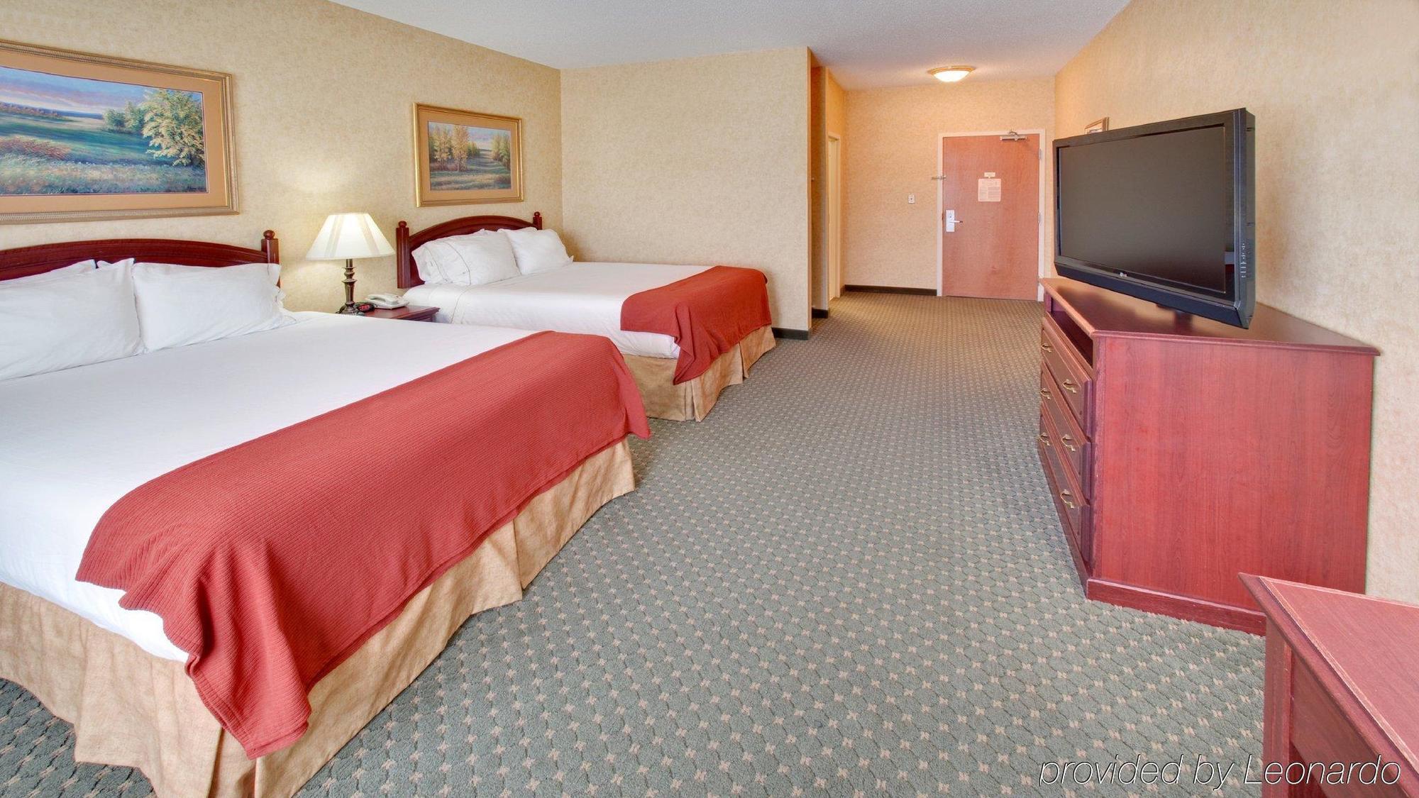 Holiday Inn Express Hotel & Suites Bismarck By Ihg Camera foto