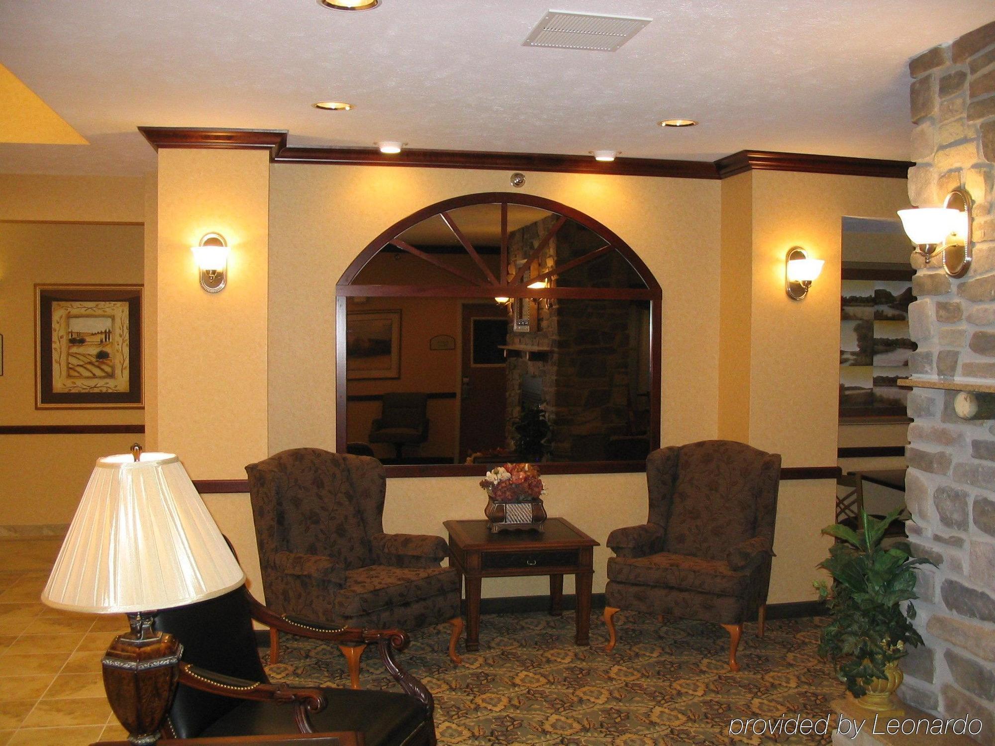 Holiday Inn Express Hotel & Suites Bismarck By Ihg Interno foto